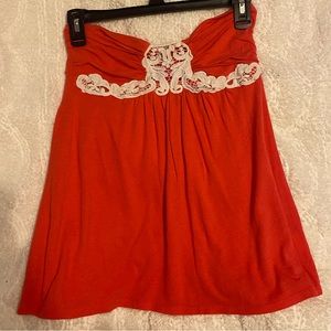 Salmon sleeveless shirt